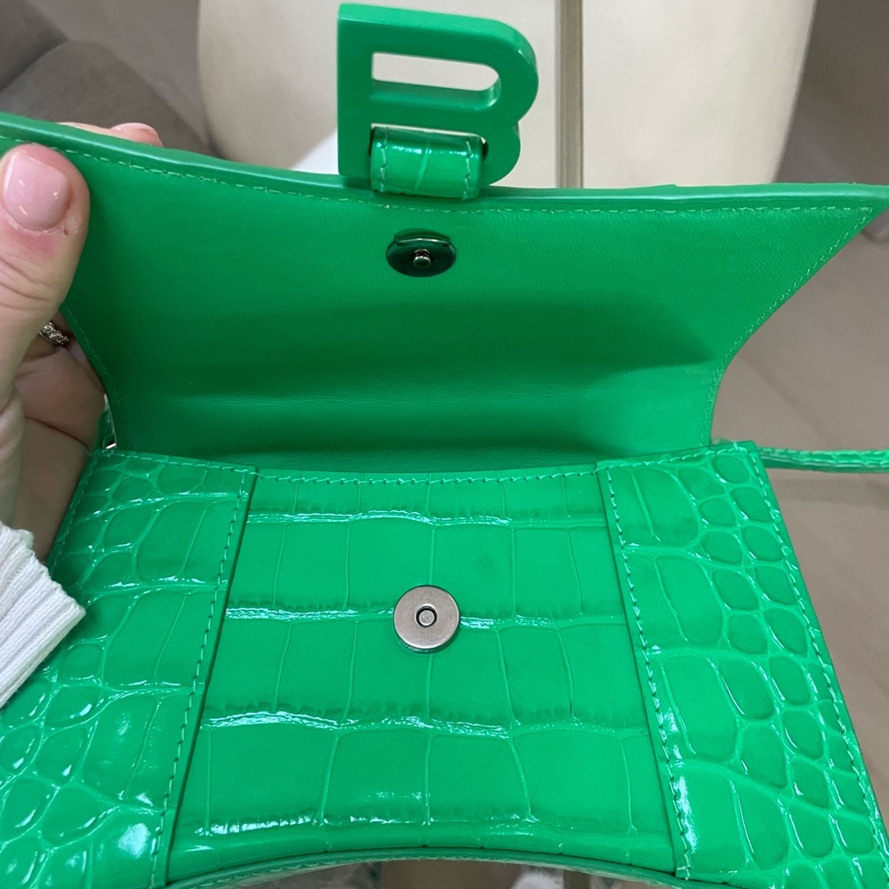Hand bag! Never wear - Picture 4 of 8